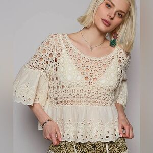 NEW POL: Crochet floral eyelet Lace Peasant Top - Cream